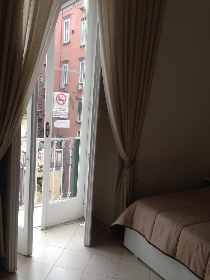 B&B La Conigliera Napoli Eksteriør bilde